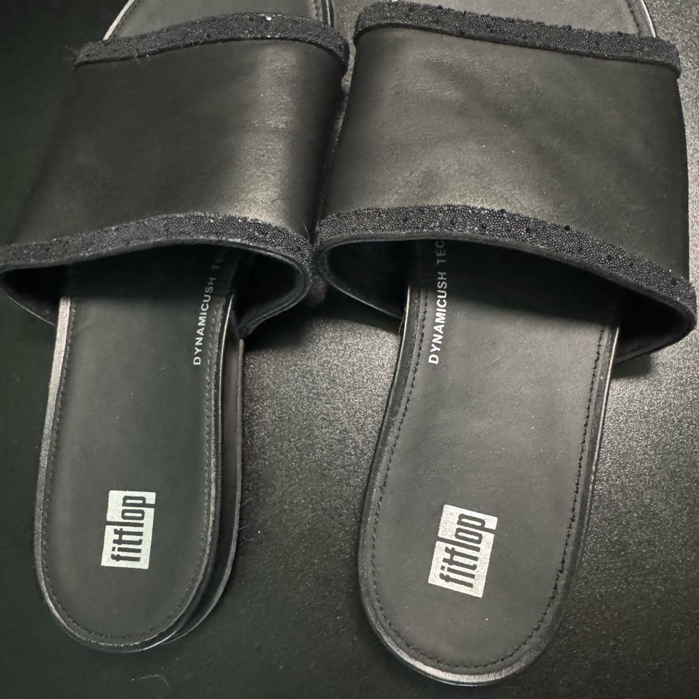 FitFlop Black Leather Slides